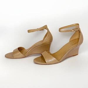 Naturalizer Vera Wedge Sandal Dressy Ankle Strap Beige Nude Neutral Comfort 9.5